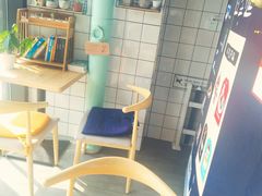 -蜜蜂小象·榴莲千层蛋糕(时代汇11栋店)