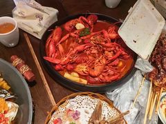 -聚汇三少·龙虾·中餐厅(莫邪路新天地店)