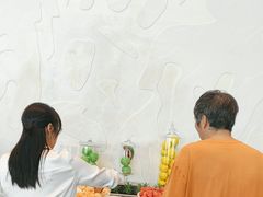 -味自助餐厅·海鲜·三文鱼·牛排-海口希尔顿酒店