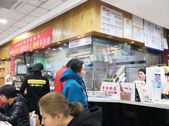 -南城香·饭香串香馄饨香(青年路店)