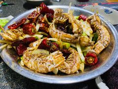 -辣盆盆麻辣小龙虾(哈尔滨总店)