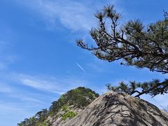 -罗田薄刀峰风景区