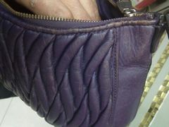 -京伟修鞋洗鞋奢侈品皮具护理店