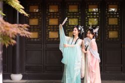 -梦回汉唐汉服旗袍体验馆(拙政园店)