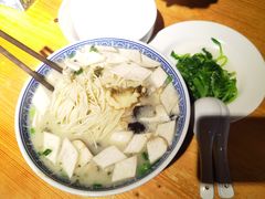 海鲜面-沪西老弄堂面馆(定西路店)