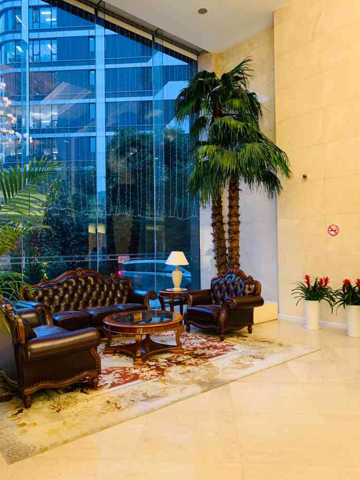 上海吉臣维景酒店-"非常满意,住的房间很舒服,服务也好.