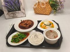 -爱月宝月嫂·育儿嫂(哈尔滨总店)