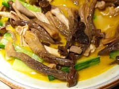 -吃饭皇帝大土家民族菜(正大广场店)