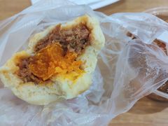 咸蛋黄超人包-老陶包子铺(南大西南村店)