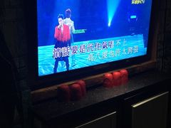 李克勤vs谭咏麟-我不会唱歌(演唱会)-环球梦主题KTV(曲阳生活购物中心店)