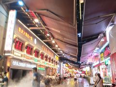 -八一路好吃街(雨田商务大厦店)