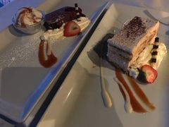 -Top Of Vancouver Revolving Restaurant