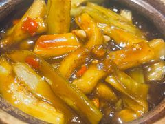 咸鱼鸡粒茄子煲-熠盛粤味(永康路店)