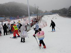 -大别山南武当滑雪场