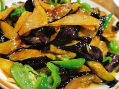 地三鲜-毛毛熏肉•东北菜老字号(大安街店)