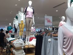 -优衣库(上海颛桥万达广场店)