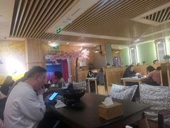 大堂-食乐佳麻辣香锅(森林摩尔商业街区店)