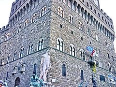 -文艺复兴百货(米兰大教堂广场店)