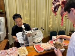 -天成·潮州牛肉脆肉鱼生蚝自助火锅