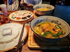 -芸南道·过桥米线(昆明老街旗舰店)
