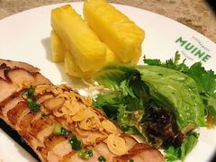 西贡炭烧烤猪颈肉配菠萝-美奈小馆·东南亚菜(福田星河COCO Park店)