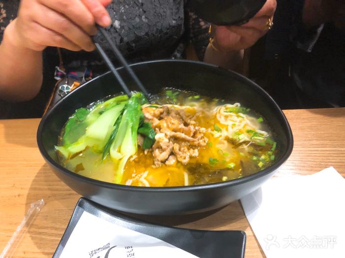 薄太后(星海广场店)老坛酸菜肉丝面图片