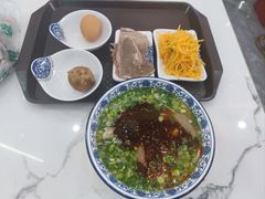 -伊穆祥牛肉面总店·清真