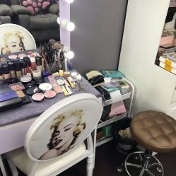 大堂-美妆吧私人订制·化妆美甲美睫半永久