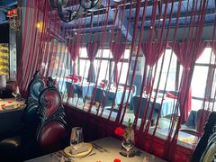 -弦月窗LUNETTE BY AMANDA(复兴路店)