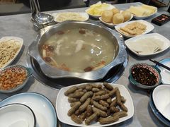 -光头药膳鸡(莱茵小镇店)