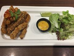 -拉亚汉堡经典餐厅(商城路店)