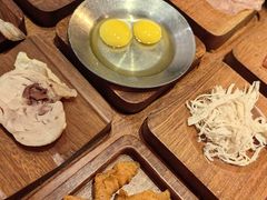 银米·来吃一碗好米线-银米·云南传统过桥米线(双廊黑金冠店)