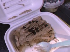 便当盒子草莓味-壹心榴莲千层蛋糕甜品店