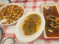 -洪霞餐馆·川菜·鲜货现炒(两江春城店)