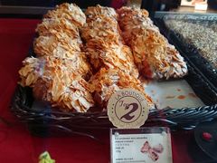 -Salon de The de Joel Robuchon(外滩18号店)