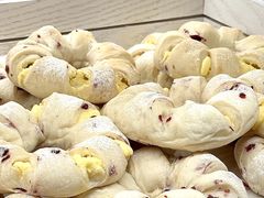 -HOT CRUSH趁热集合·现烤面包(上海环球港店)