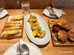 -翠贝卡&Mama Kelly Brunch Coffee(河西店)