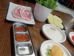 -·缸桶屋·韩式牛肋条自助烤肉(西湖D11店)