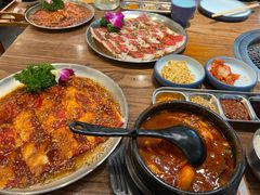 -明洞阿姨·韩式酱蟹烤肉·创意料理(三元桥店)