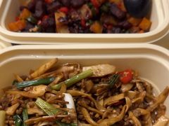 -泉上·发现DISCOVERY ·黔菜餐厅(银海元隆广场店)