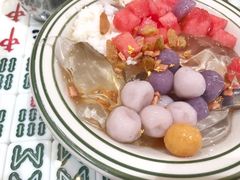 芋圆酒酿冰粉小风车-堂屋糖水店(愚园店)