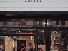 门面-black rainbow coffee