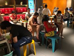 -海底捞火锅鲜切牛肉主题店(长寿路店)