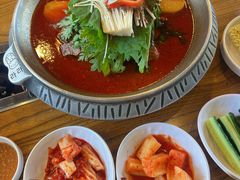 -喇喇排骨火锅·传统韩式脊骨汤(望京西园总店)