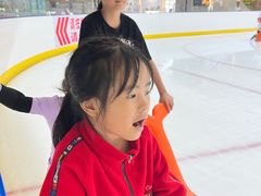 -冰堡国际溜冰场(观澜湖新城MHMALL店)