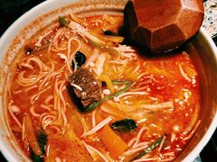 -山川小町·极番烧肉(新地假日广场店)