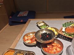 -草家酱蟹炭火烤肉店(珲春南路一店)