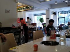 大堂-张大师鸭爪爪特色干锅(南湖店)