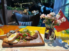 -华阳时光吧餐厅(华阳广场国际大饭店)
