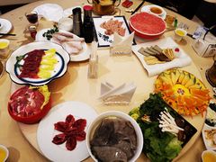 -小天鹅火锅·一线江景洪鼎旗舰店(洪崖洞店)